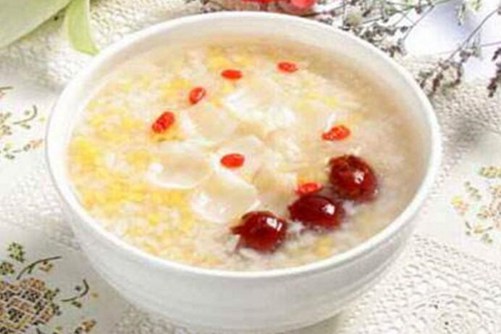 藕粉的营养价值，藕粉味美但也有副作用与禁忌你知道吗