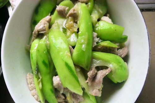 夏吃丝瓜好处多,这5种吃法,清爽下饭,第3种做法做10盘都不够吃