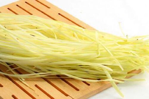 韭黄的种植方法，照着做自己也可以种出韭黄