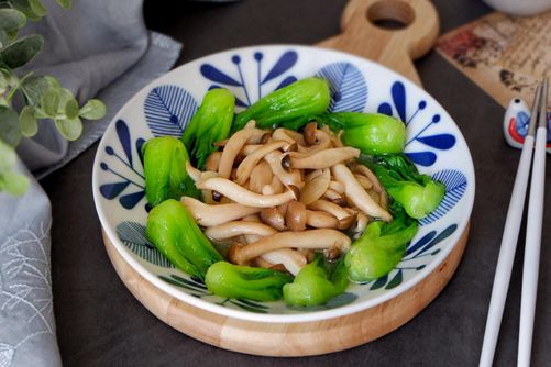 蟹味菇的营养价值，食用蟹味菇的注意事项