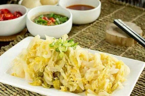 酸白菜的腌制方法 这样腌酸白菜又脆又爽口